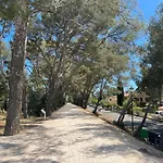 Tres Bel Pour 3 Avec Piscine A Chateau Apartmán La Londe-les-Maures